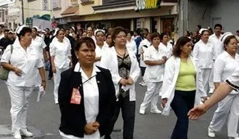 Enfermeras exigen incremento de salarios y pensiones