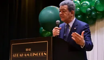 Leonel fortalece vínculos con la diáspora y plantea una relación con RD que vaya más allá de las remesas