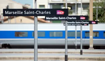 Cuatro turistas de EE.UU. son atacadas con ácido en Francia