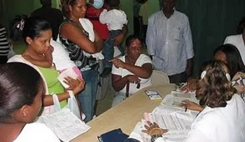 Emergencias hospital Jaime Mota no da abasto para asistir casos sospechosos de dengue
