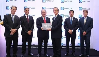 Banco Popular agasaja clientes corporativos de la región norte por Navidad