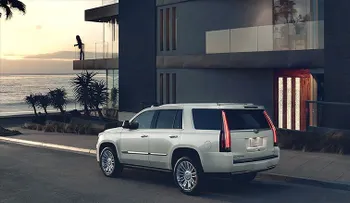 ¿Para qué comprar un coche cuando puedes suscribirte a él?