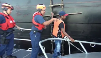 Rescatan a náufrago colombiano que estuvo dos meses a la deriva en el Pacífico