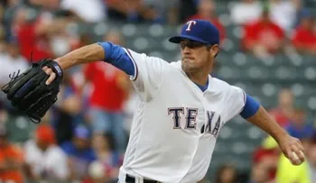 Hamels llega a 10 victorias seguidas; Rangers ganan