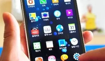 Analistas: Caen ventas de teléfonos de Samsung 