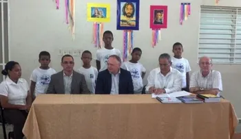 Empresa de cuadernos promueve donación a Canillitas con Don Bosco