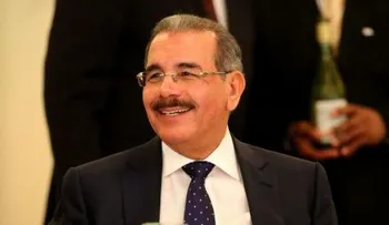 Danilo Medina felicita a Salazar, Raful y Cabiya por Caonabo de Oro 2014