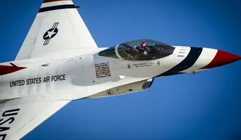 Avión de la Fuerza Aérea se estrella luego de acto en el que estaba Obama