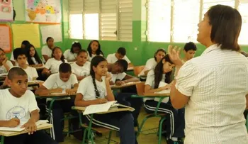 La cantidad de maestros se incrementa en los últimos años
