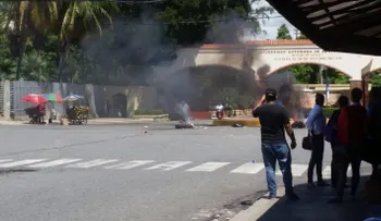 Por segundo día disturbios en la UASD