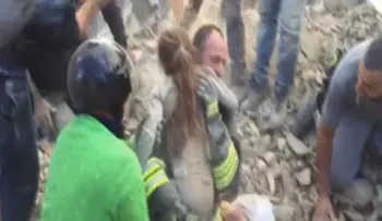 Italia: los rescatistas luchan contra el reloj -y las réplicas- en la búsqueda de sobrevivientes
