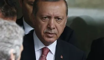 Presidente de Turquía quita inmunidad a legisladores