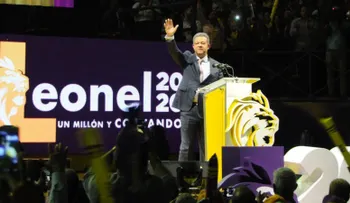 Leonel da contundente demostración de fuerza en el PLD;  anuncia candidatura para 2020 