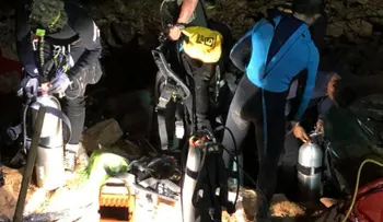 Sacar a los niños de la cueva podría ser una experiencia "aterradora" para ellos