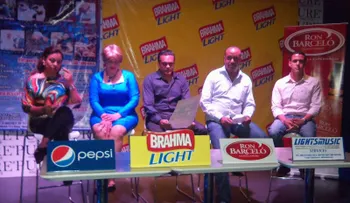 Encuentro con la prensa y agentes de viajes de Santiago