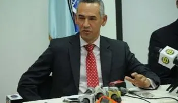 Alberto Holguín dice que no firmó contrato con Odebrecht