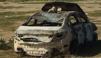 Incendian carro de conductor que mató a dos en Tamayo y huyó