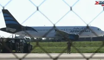 Avión de Libia posiblemente secuestrado aterriza en Malta