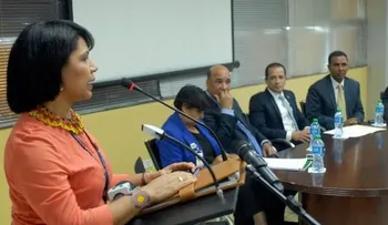 Plantean algas sean transformadas en energía o enterradas