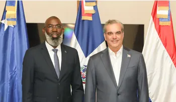 Presidente Abinader se reúne con primer ministro de Curazao y jefe delegación Países Bajos
