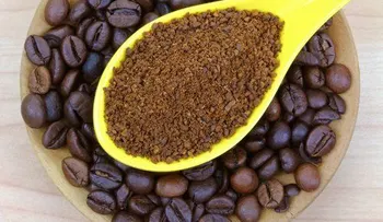 Por qué no es bueno tomar café al despertarnos