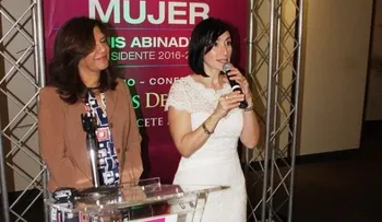 Comando Nacional Mujer con Abinader realiza conferencia