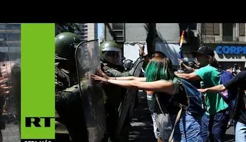 Decenas de detenidos durante la marcha de resistencia mapuche en Chile (VIDEO)