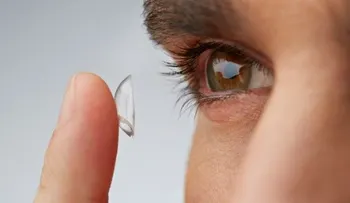 Los lentes de contacto aumentan el riesgo de infección