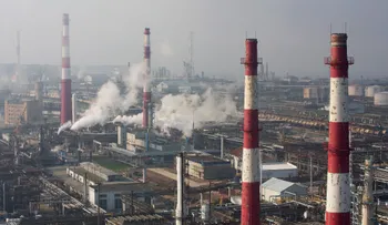 Drones ucranianos alcanzan refinerías de Bashneft en Rusia a más de 1.500 km de la frontera