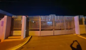 Apagón de nueve horas suspende consultas y amenaza la atención en el Hospital Ramón Matías Mella