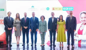 Gobierno y sector privado impulsan liderazgo femenino