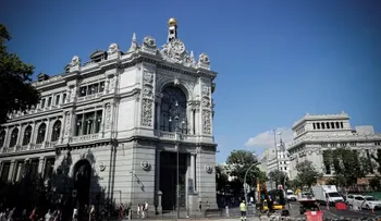 Deuda pública de España baja a 103.4 % del PIB en junio