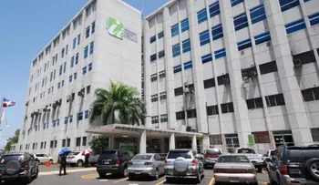 Juez impone coerción a empresaria Estrella Barriola Varela, acusada de fraude por RD$1,000 millones contra DGII