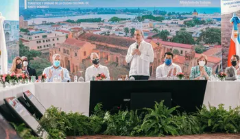 Presidente Abinader impulsa desarrollo turístico y urbano de la Ciudad Colonial