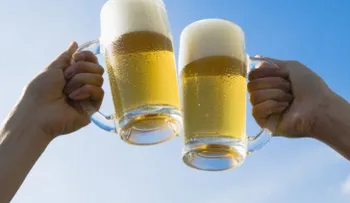 ¿Por qué nos da hambre cuando bebemos alcohol?