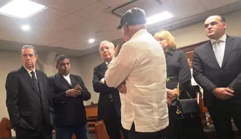 Javier García expresa condolencias al ex senador Eddy Mateo por fallecimiento de su hijo