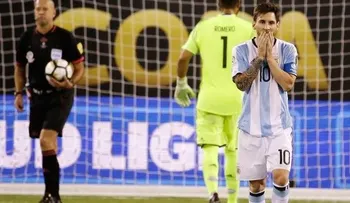 Presidente Macri le pide a Messi que no se retire