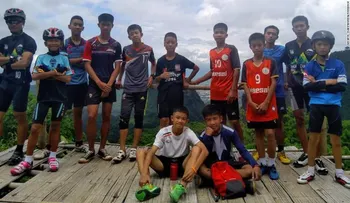 Con el tiempo en contra, reinician la búsqueda de 12 niños y su entrenador perdidos en una cueva en Tailandia