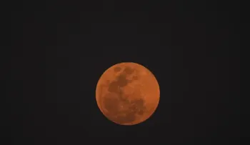 Dominicanos podrán ver eclipse lunar hasta la madrugada del viernes