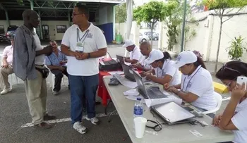 OTTT y ADESS reemplazan tarjetas Bonogas a choferes transporte público