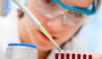Científicos crean sangre de agua, sal y proteína