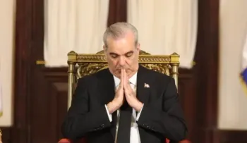 Abinader llama a servidores públicos a orar por el país y pide sabiduría y sensibilidad en la Jornada Nacional de Oración