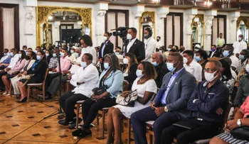 Presidente Abinader recibe a 114 juntas de vecinos de la provincia El Seibo y dispone numerosas soluciones