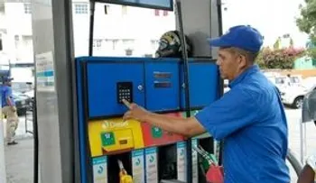 Por segunda semana rebajan precios combustibles
