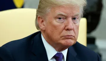 Trump cuestiona que el FBI no le informara de investigación contra Manafort