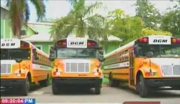 Sale primer autobús con haitianos rumbo a su país 
