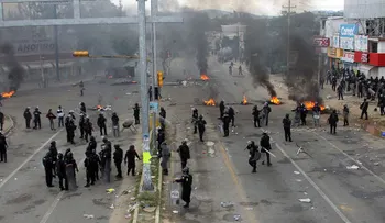 Disturbios en Oaxaca: un saldo doloroso en medio de continuos enfrentamientos
