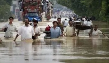 92 muertos y más de 340 mil evacuados por inundaciones en Pakistán 