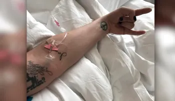 Lady Gaga pospone su tour por "intenso dolor físico"