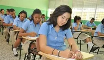 Estudiantes dominicanos de 15 años están entre los más felices, aunque hay acoso